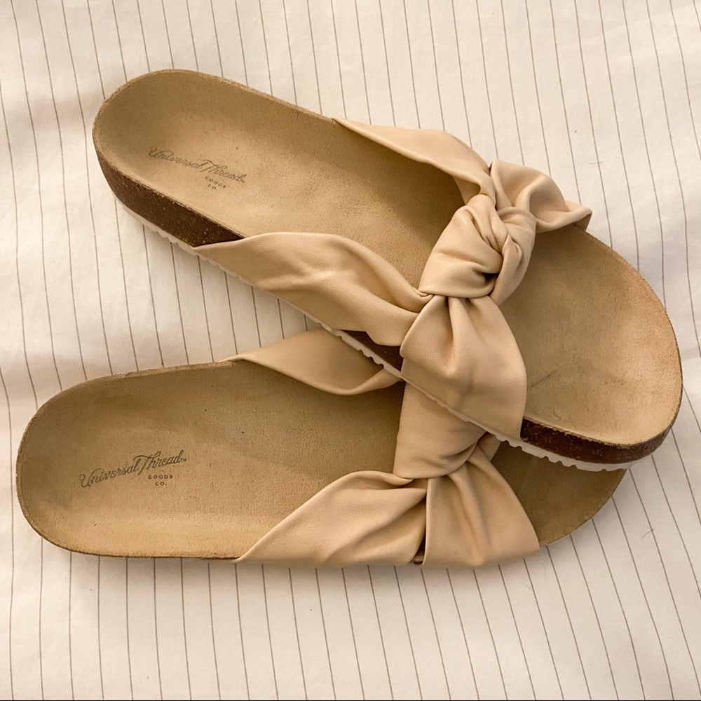 ♻️ Universal Thread nude Knot slide sandals